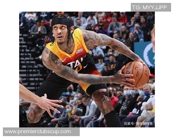 2017年爵士与灰熊激战回顾：季后赛的精彩对决与关键时刻分析