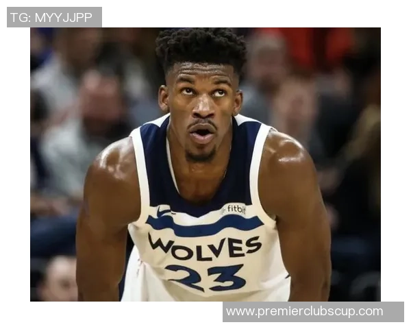 努涅斯在赛场上的崛起与挑战解析：从新星到顶级前锋的成长之路