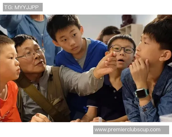 张宁的奋斗历程与成就探索：从普通学子到行业领军人物的成长故事